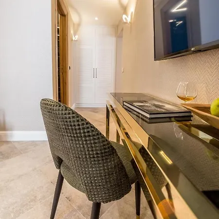 קוטור Apartments Hun מראה חיצוני תמונה